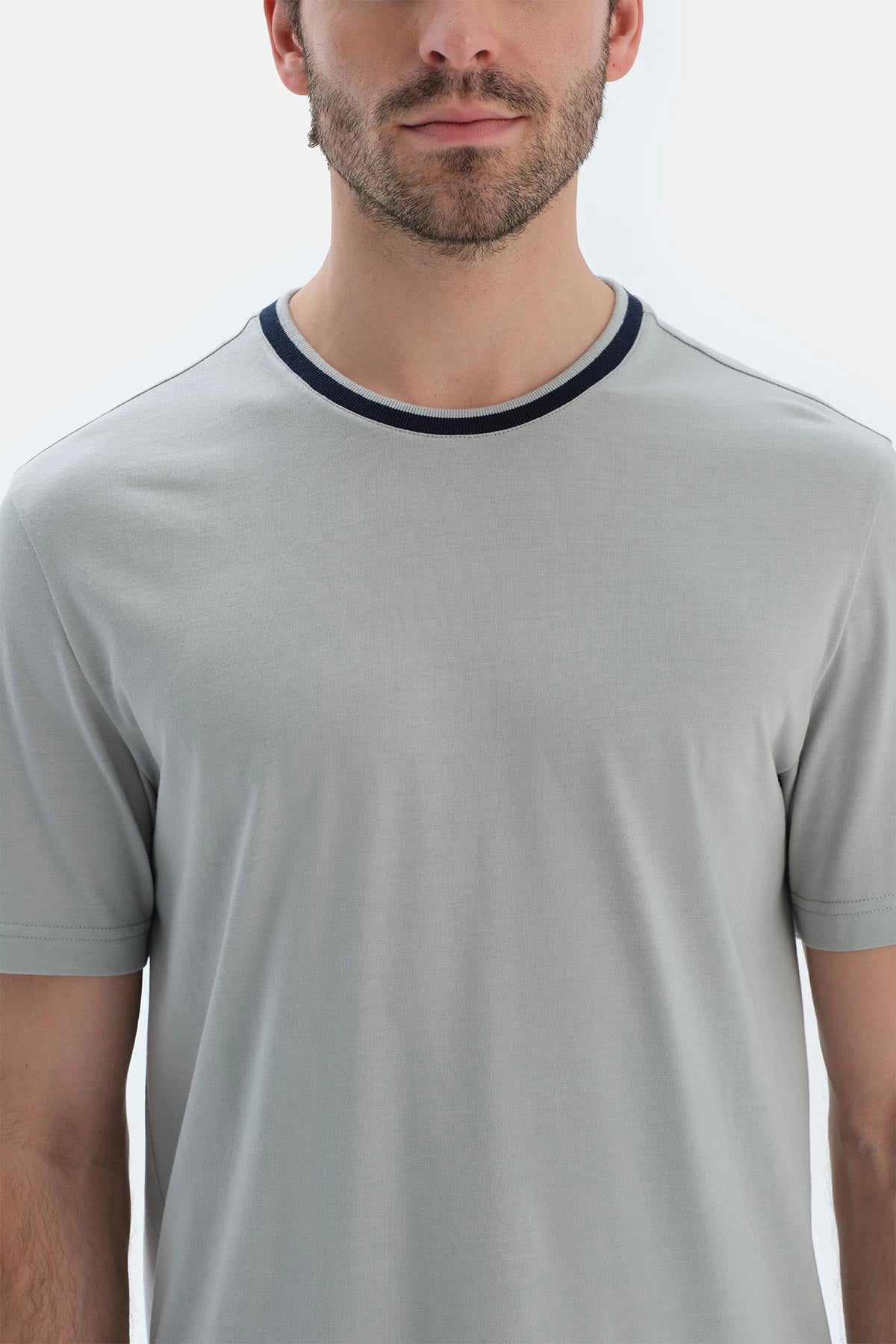 Gri Bisiklet Yaka Kısa Kollu Tişört Jogger Paça Pantolon Basıc Pijama