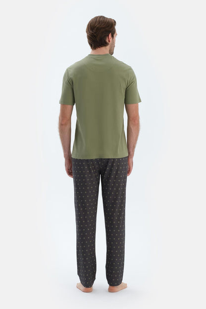 Yağ Yeşili Kısa Kollu Yarım Patlı Tişört Pantolon Pijama Takımı