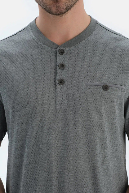 Gri Kısa Kollu Yarım Patlı Tişört Pantolon Pijama Takımı