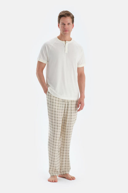 Ekru Gizli Patlı Kısa Kollu Tişört Pantolon Pijama Takımı