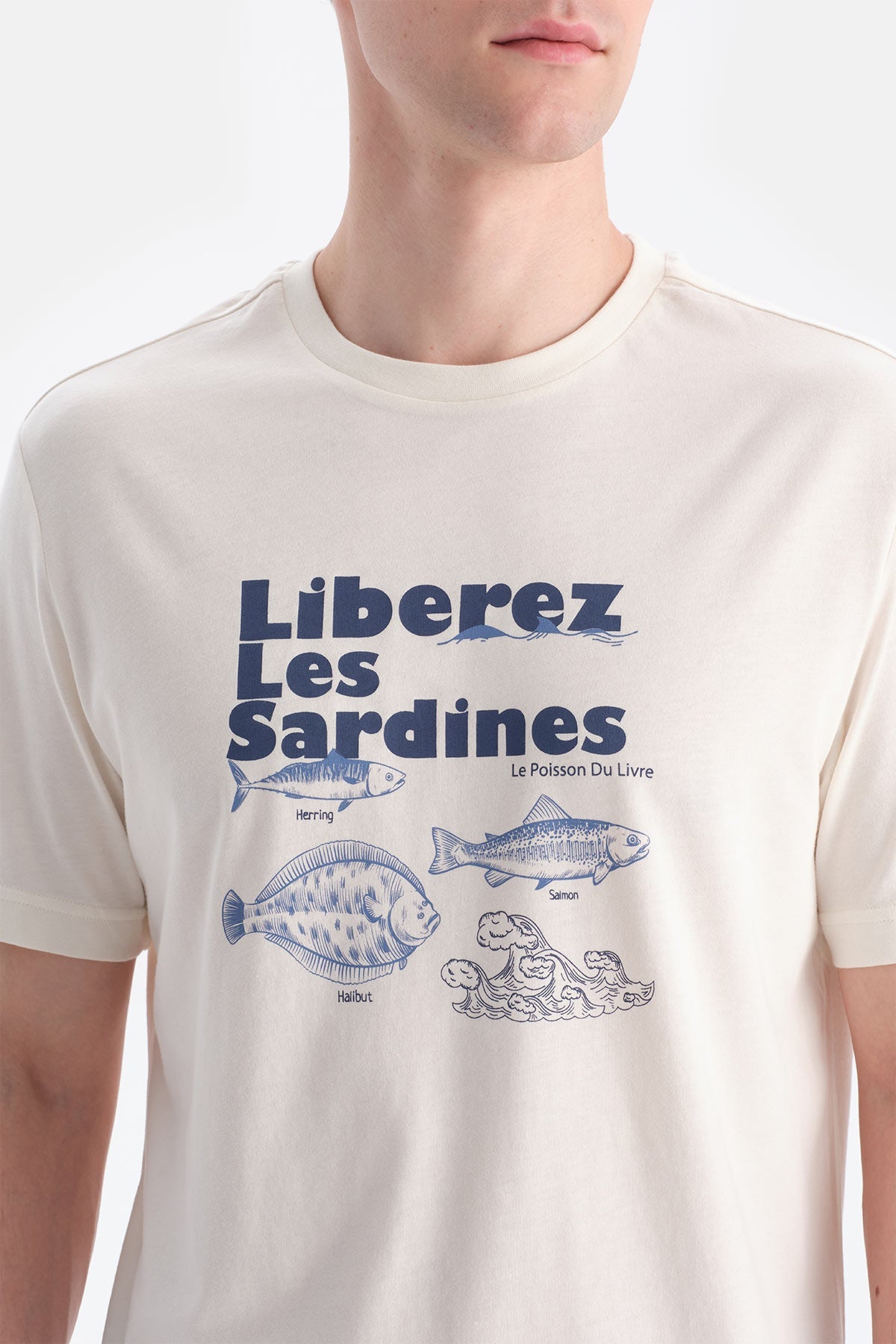 Baski Detayli Tişört Şort Takim