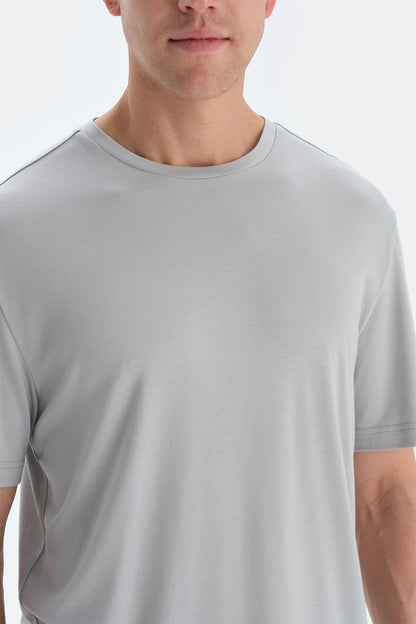 Buz Mavisi Kısa Kollu Tişört Şort Pijama Takımı