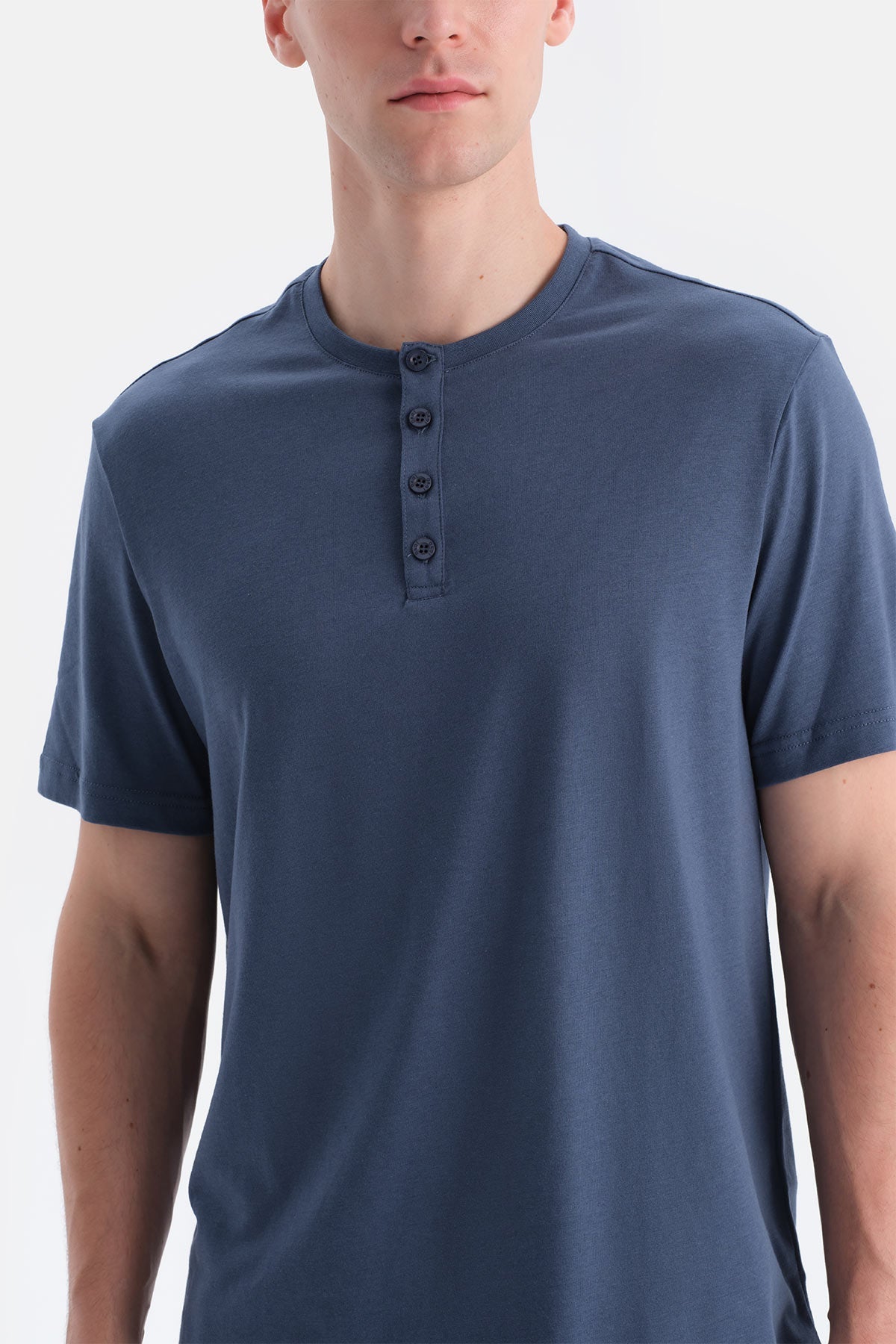 Patli Kisa Kollu Tişört Şort Takim