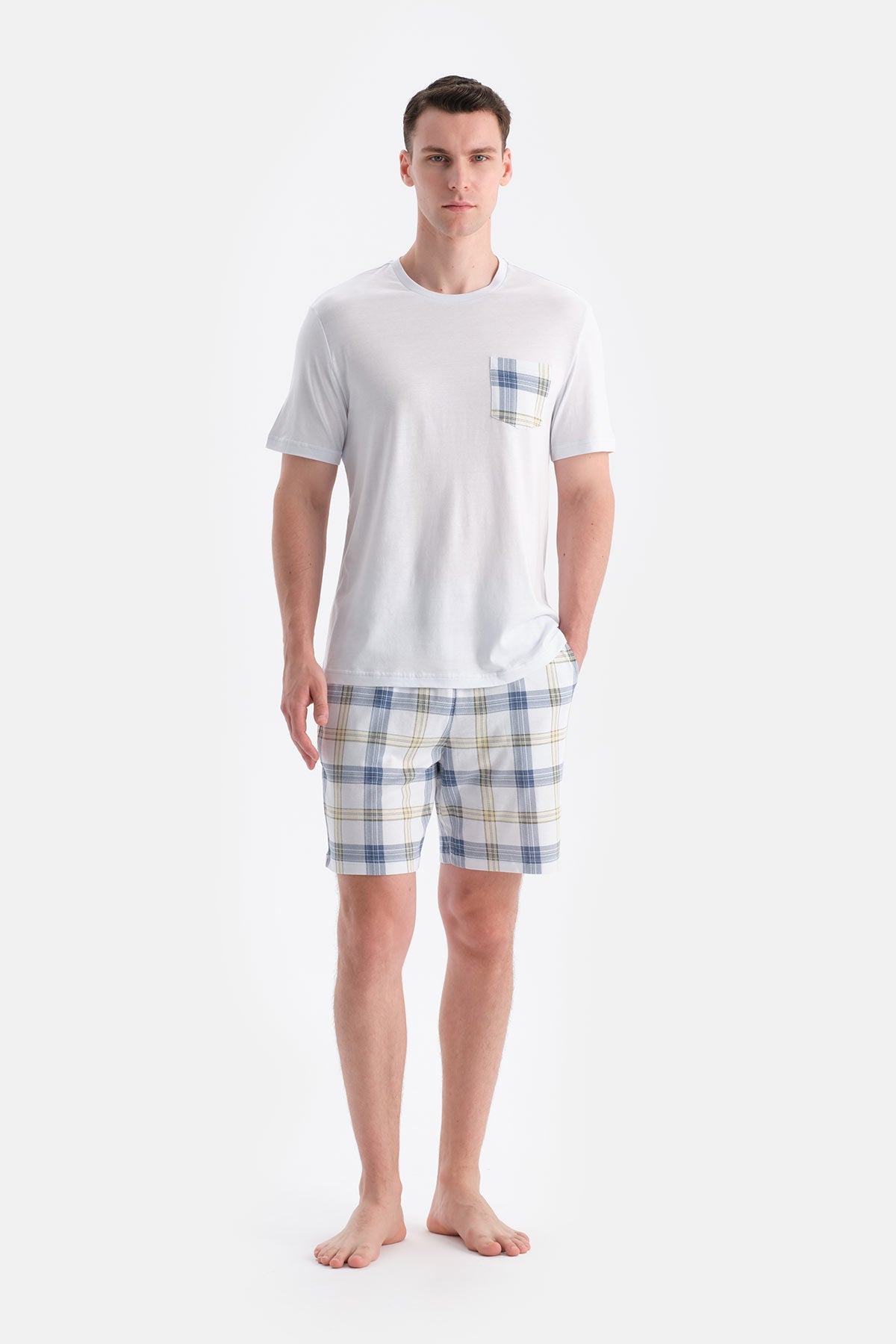 Cepli Kisa Kollu Tişört Şort Takim