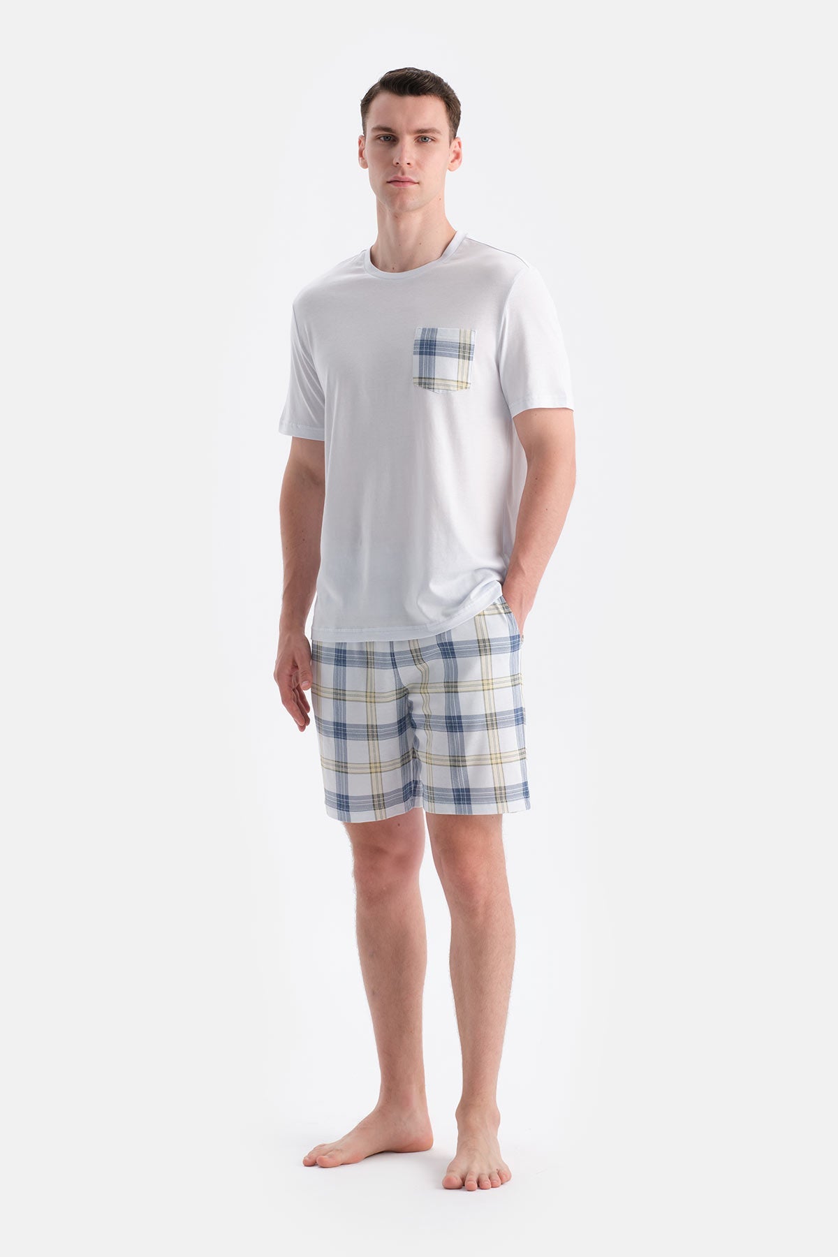 Cepli Kisa Kollu Tişört Şort Takim