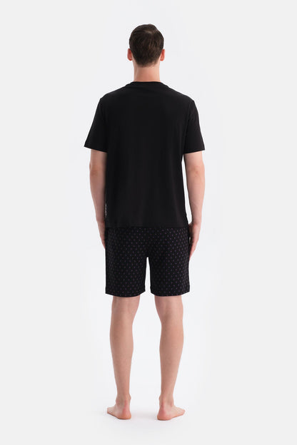 Pat Ve Cep Detayli Tişört Şort Takim