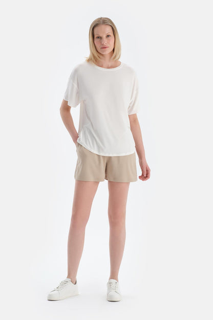 Ekru Bisiklet Yaka Kısa Kollu Modal Tişört