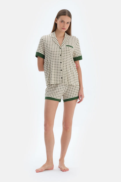 Ekru Geometrik Desenli Gömlek Şort Pijama Takımı