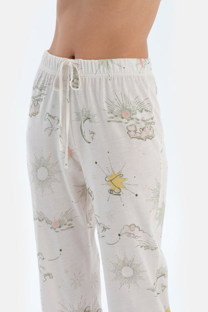 Ekru Baskı Detaylı Kısa Kollu Tişört Pantolon Pijama Takımı