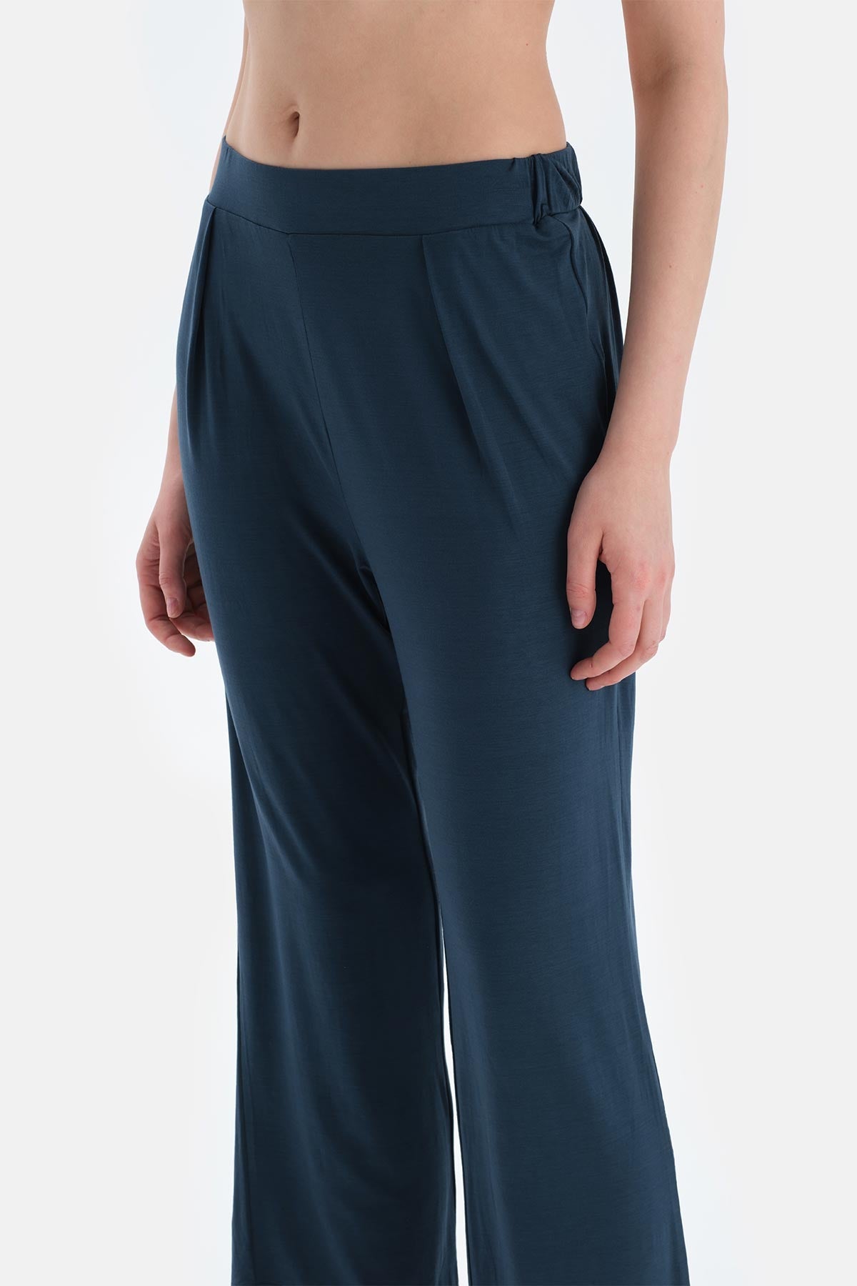 Indigo Yaka Detaylı Kısa Kollu Modal Tişört Pantolon Pijama Takımı