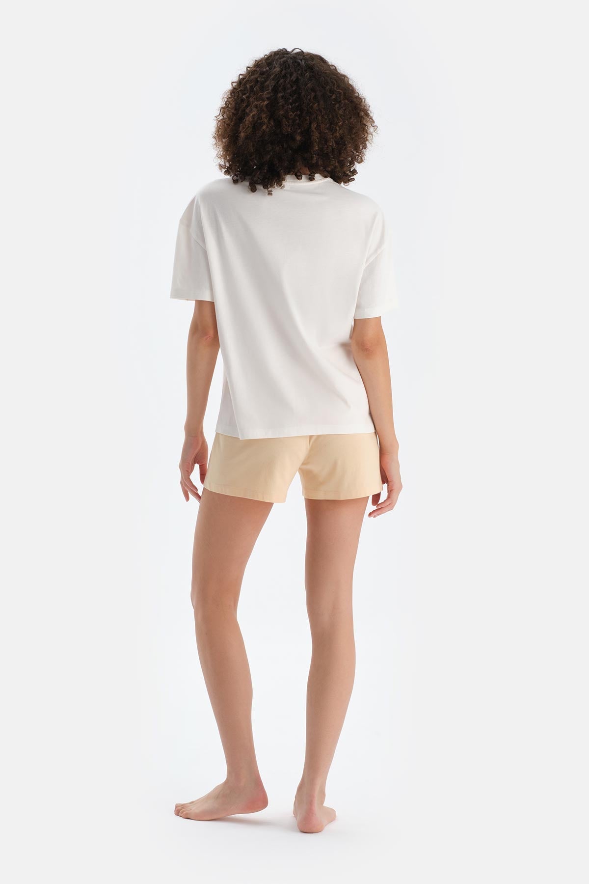 Ekru Baskı Detaylı Kısa Kollu Tişört Şort Pijama Takımı