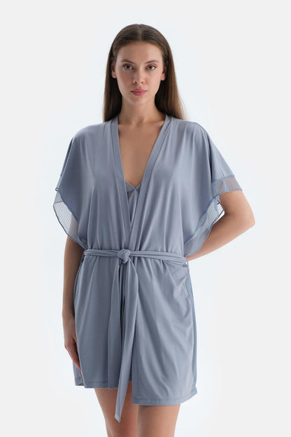 Buz Mavisi Dantel Detaylı Sabahlık