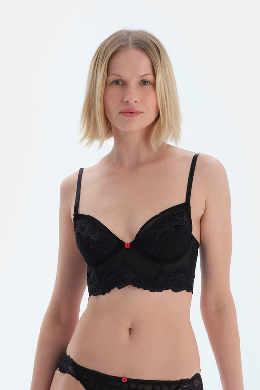 Siyah Dantel Ve Tüllü Toparlayıcı Sütyen