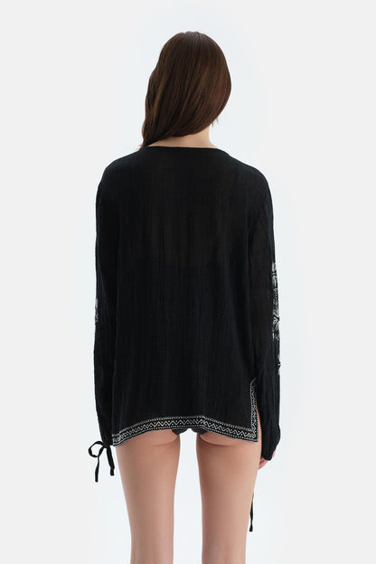 Siyah Uzun Kol Önden Bağlamalı Gömlek