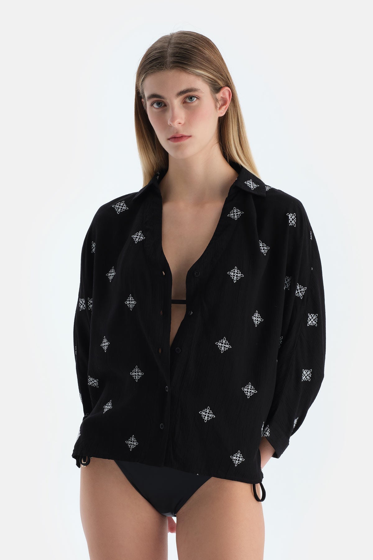 Siyah Uzun Kol Gömlek