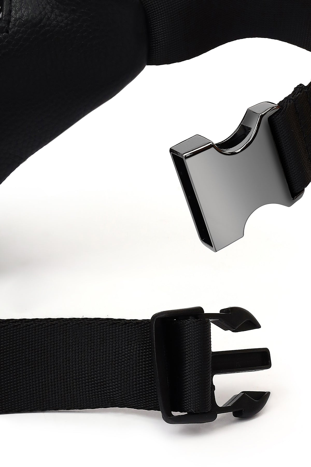 Erkek Siyah Deri Mini Bel Çantası