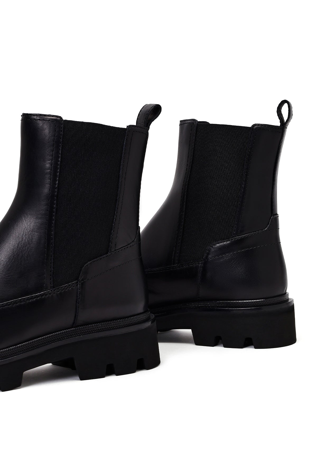 Kadın Siyah Deri Chelsea Bot