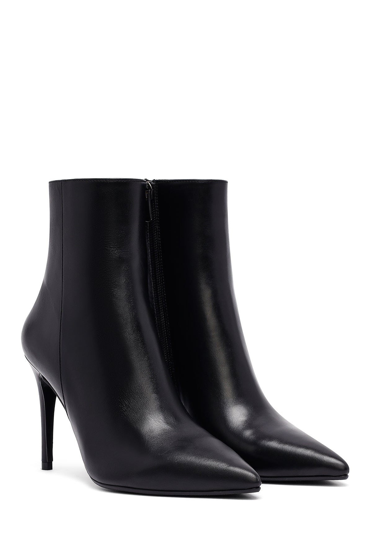 Kadın Siyah Fermuarlı Yüksek Ince Topuklu Deri Bot