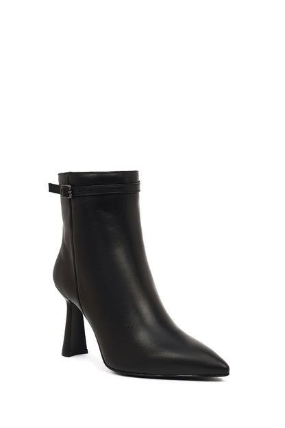 Kadın Siyah Fermuarlı Topuklu Deri Bot