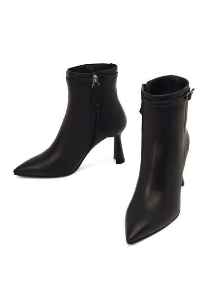 Kadın Siyah Fermuarlı Topuklu Deri Bot