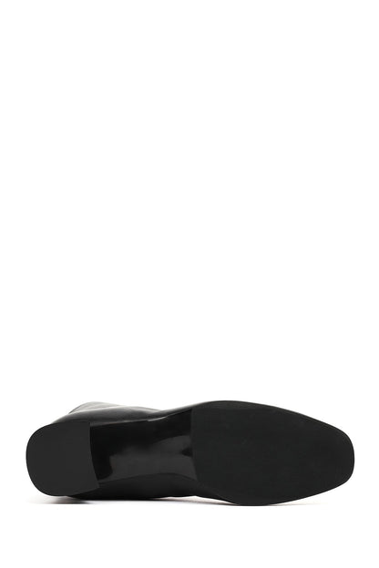 Kadın Siyah Fermuarlı Kısa Kalın Topuklu Deri Bot