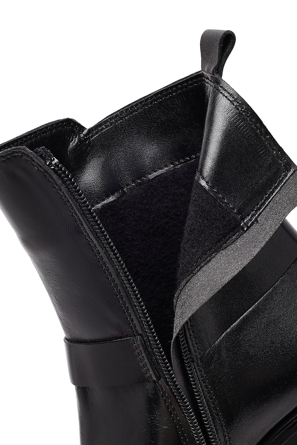 Kadın Siyah Tokalı Kalın Topuklu Deri Bot