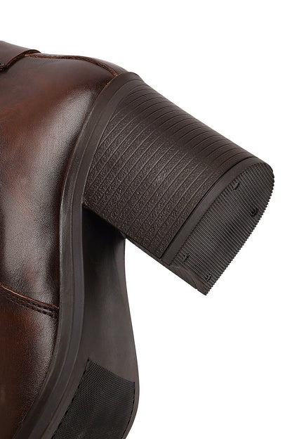 Kadın Kahverengi Tokalı Kalın Topuklu Deri Bot