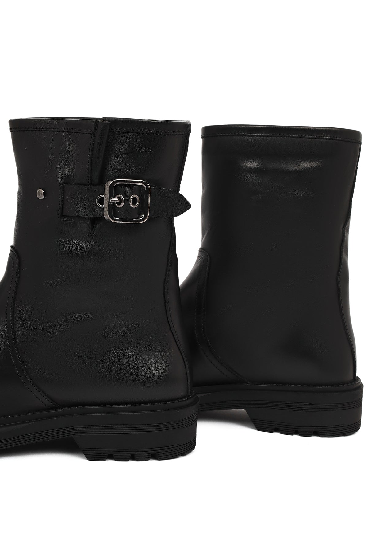 Kadın Siyah Deri Bot