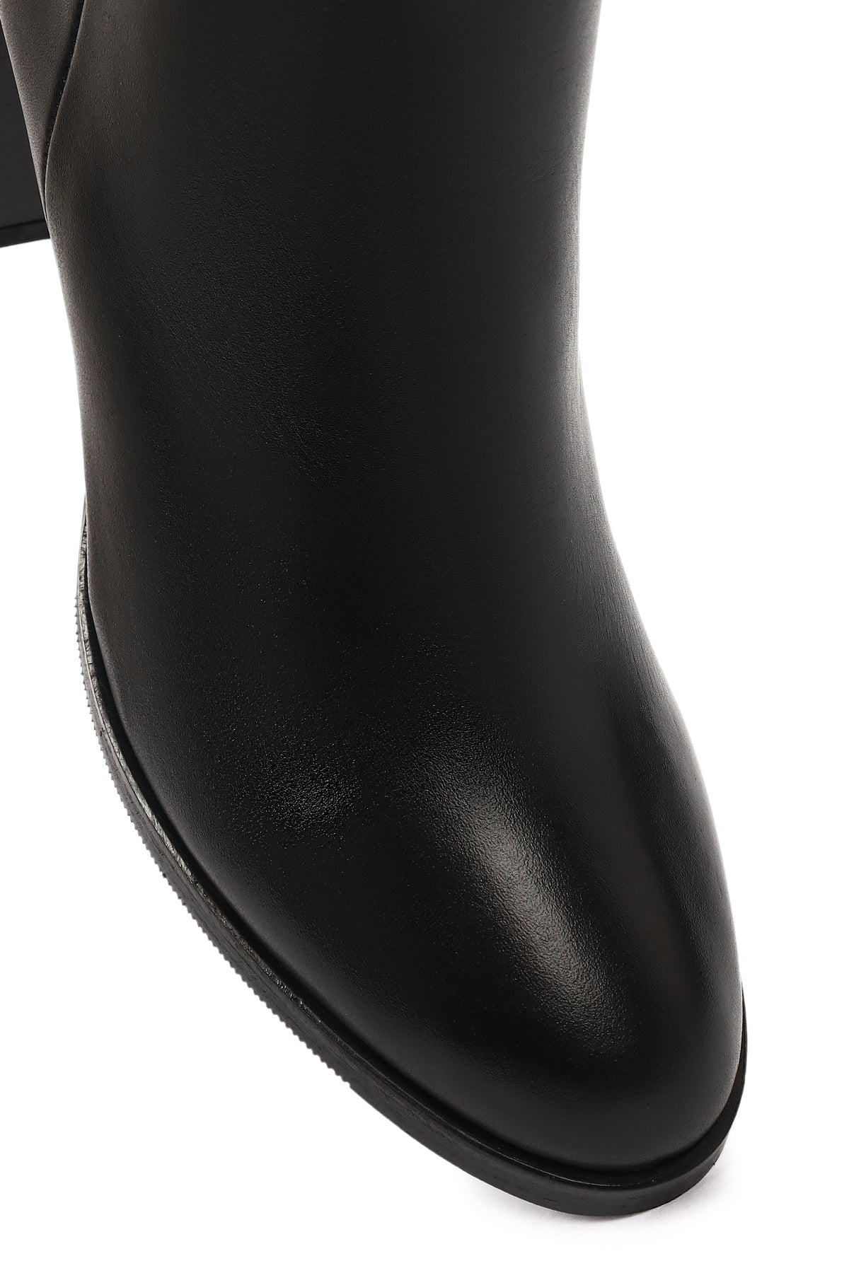 Kadın Siyah Fermuarlı Kalın Topuklu Deri Bot
