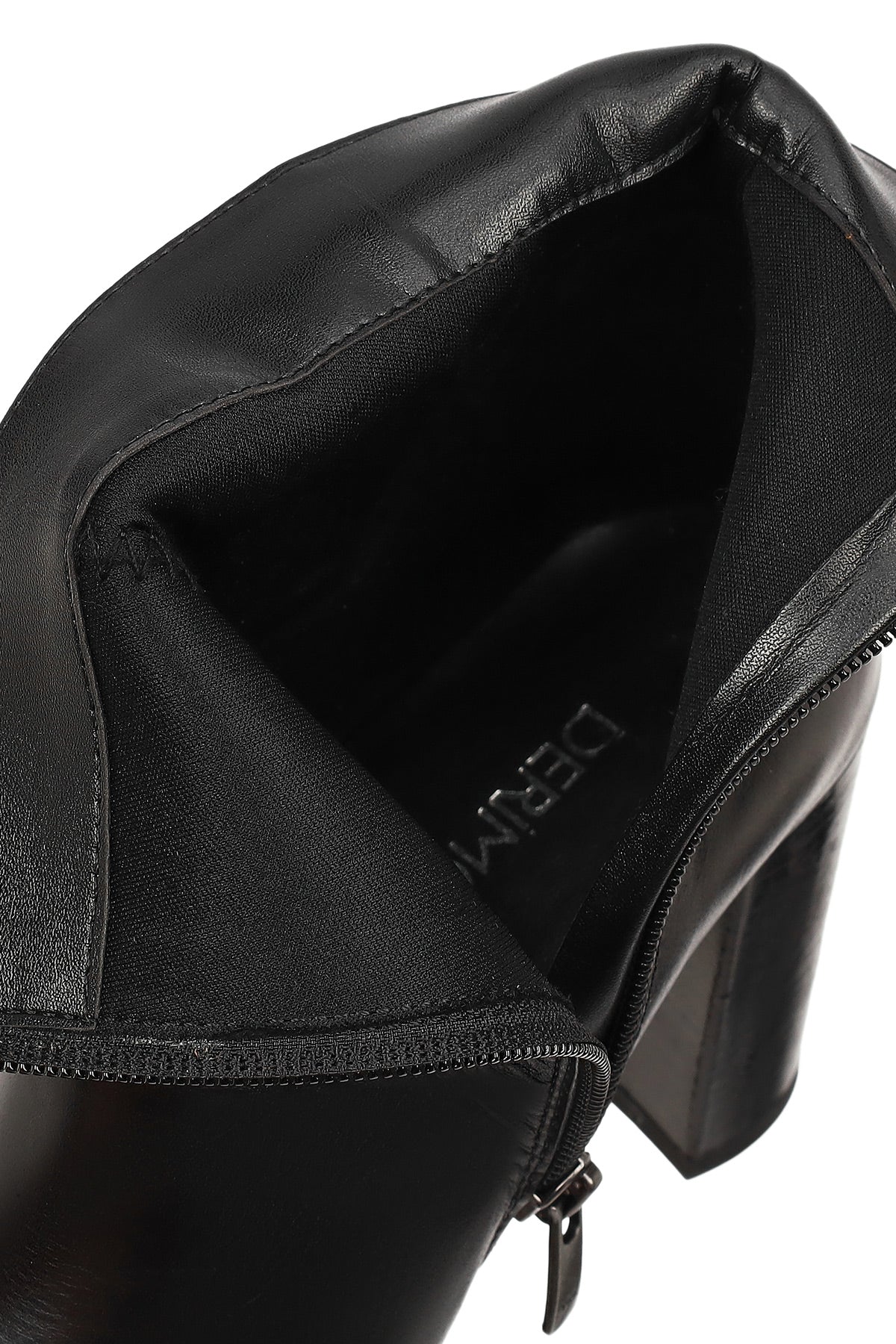 Kadın Siyah Fermuarlı Kalın Topuklu Deri Bot