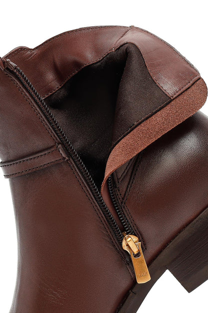 Kadın Kahverengi Fermuarlı Deri Bot