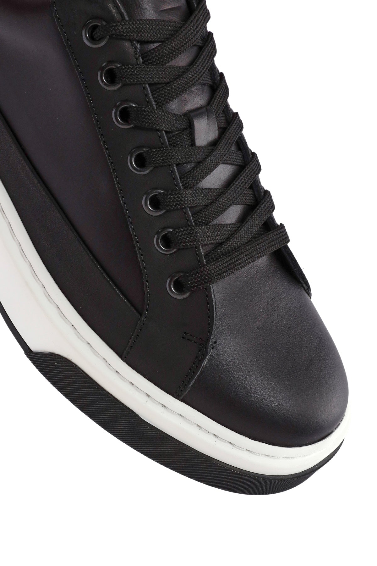 Erkek Siyah Bağcıklı Kalın Tabanlı Deri Sneaker