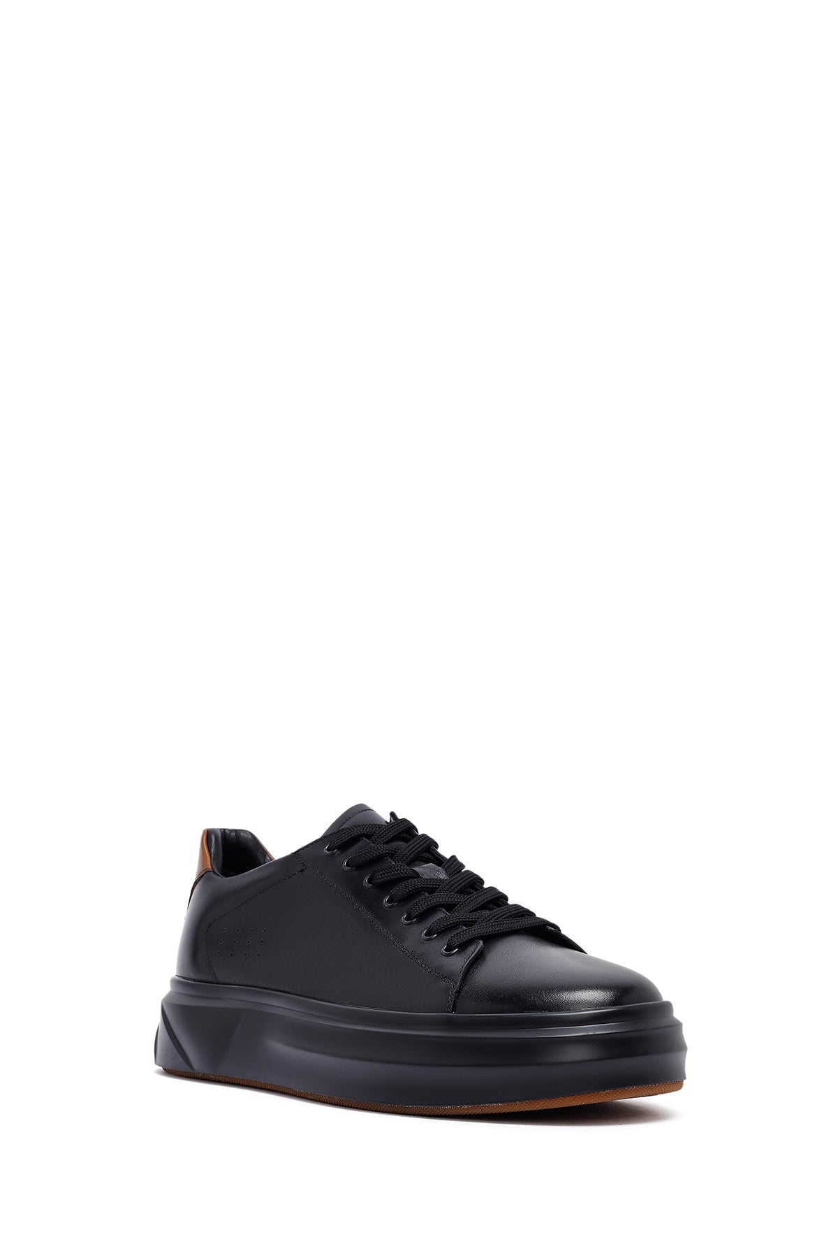 Erkek Siyah Bağcıklı Kalın Tabanlı Deri Sneaker