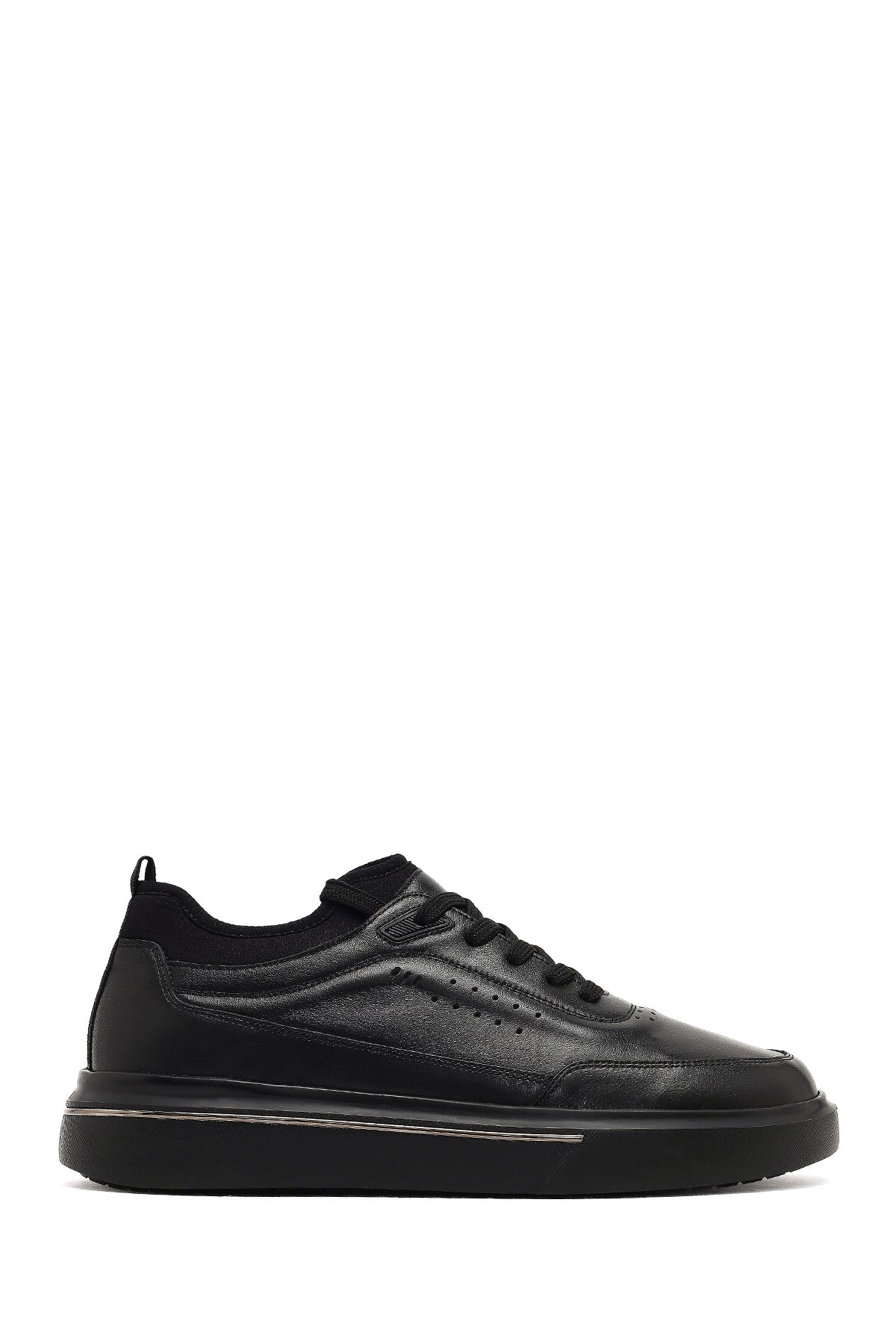Erkek Siyah Bağcıklı Kalın Tabanlı Deri Sneaker