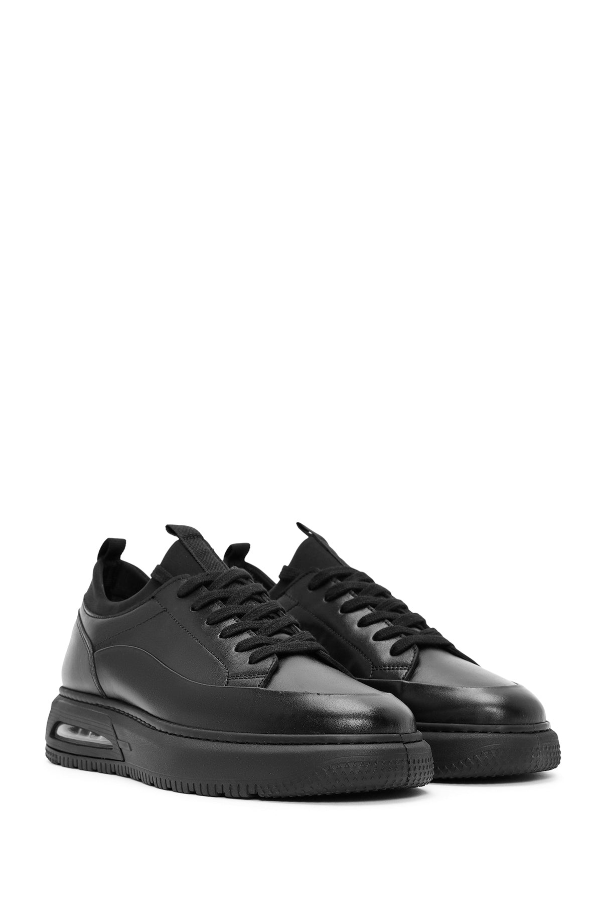 Erkek Siyah Bağcıklı Kalın Tabanlı Deri Sneaker