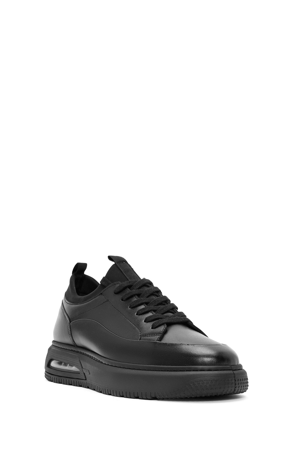 Erkek Siyah Bağcıklı Kalın Tabanlı Deri Sneaker