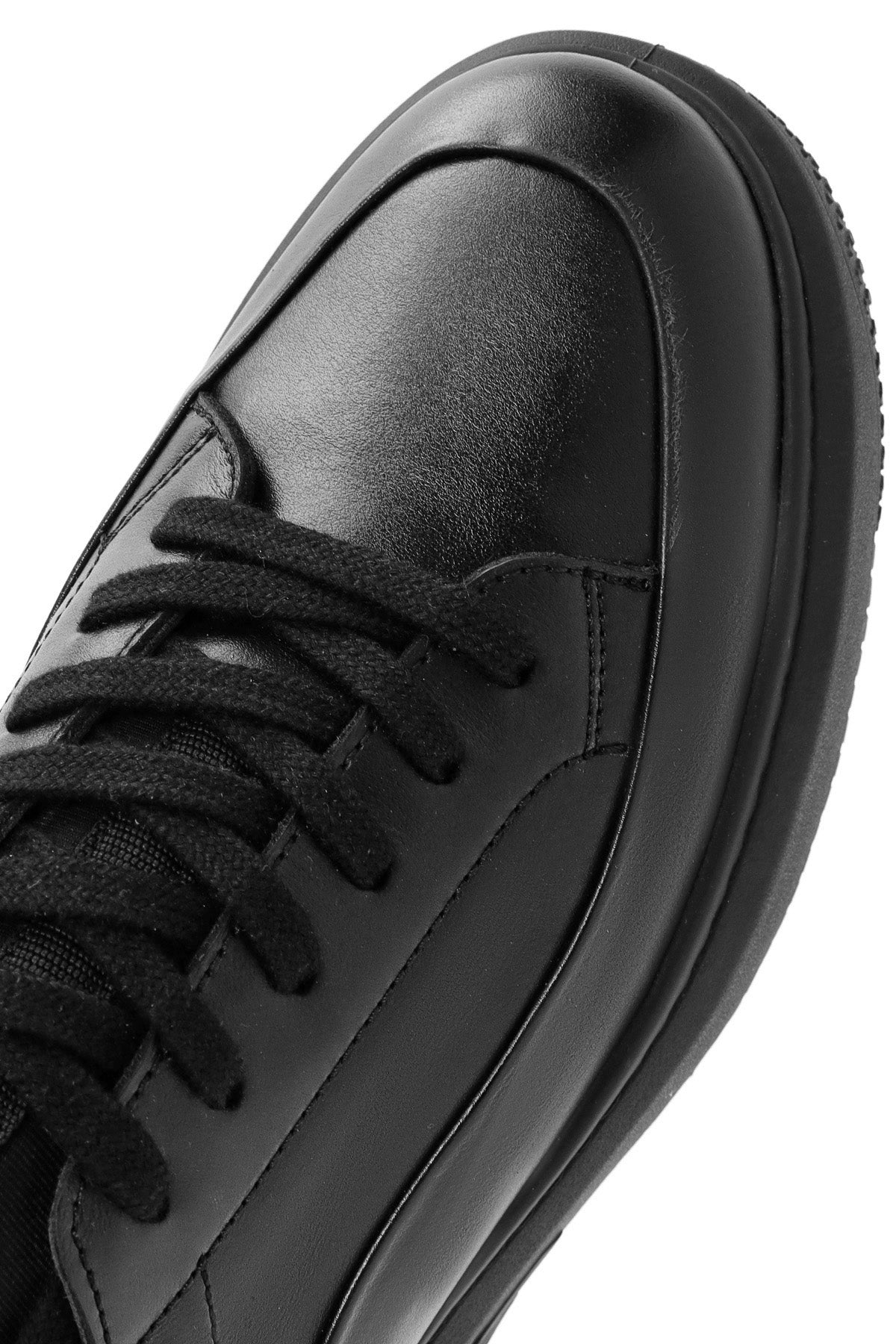 Erkek Siyah Bağcıklı Kalın Tabanlı Deri Sneaker