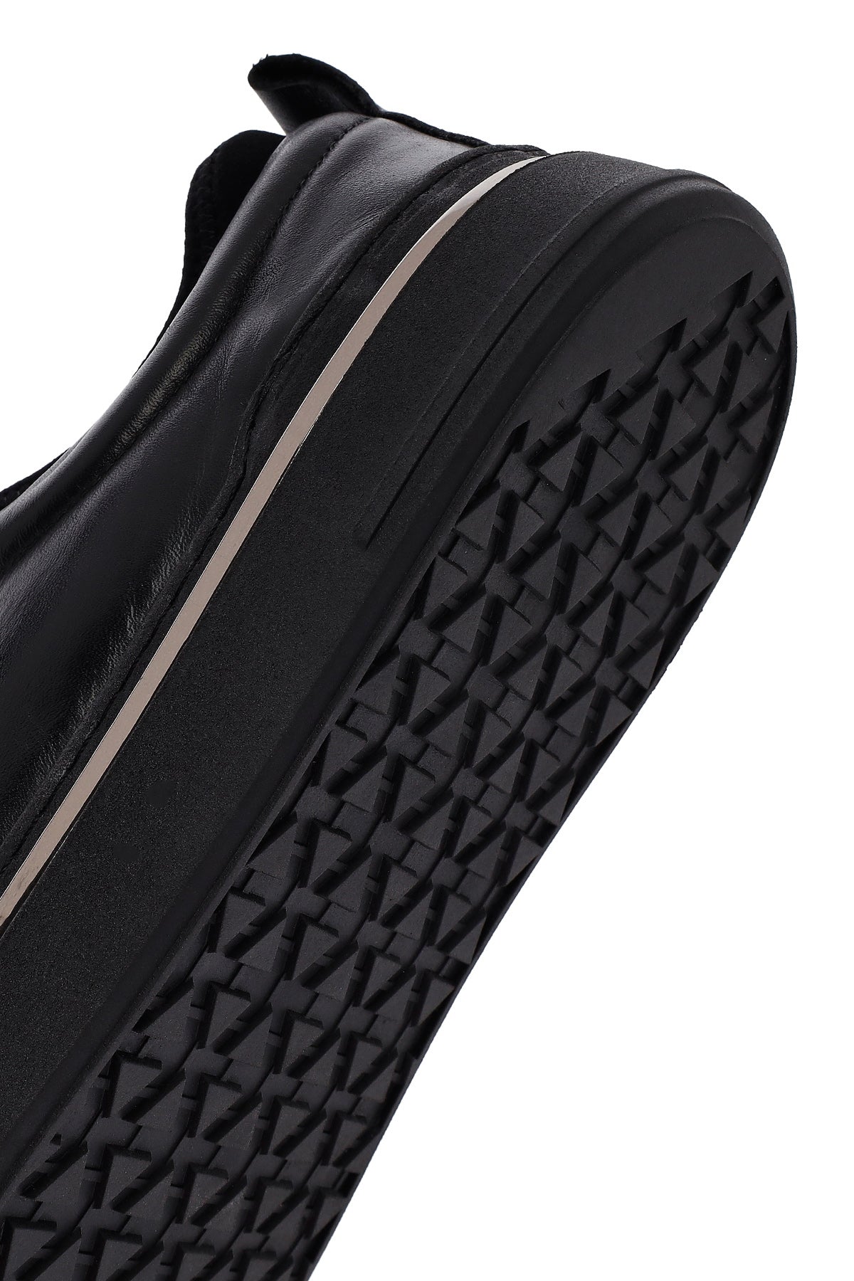 Erkek Siyah Bağcıklı Kalın Tabanlı Deri Sneaker