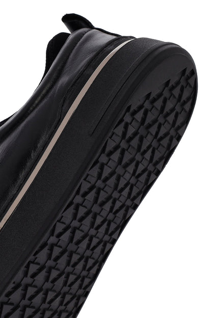 Erkek Siyah Bağcıklı Kalın Tabanlı Deri Sneaker