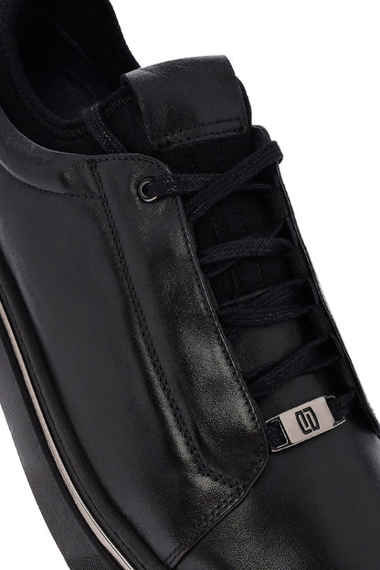 Erkek Siyah Bağcıklı Kalın Tabanlı Deri Sneaker
