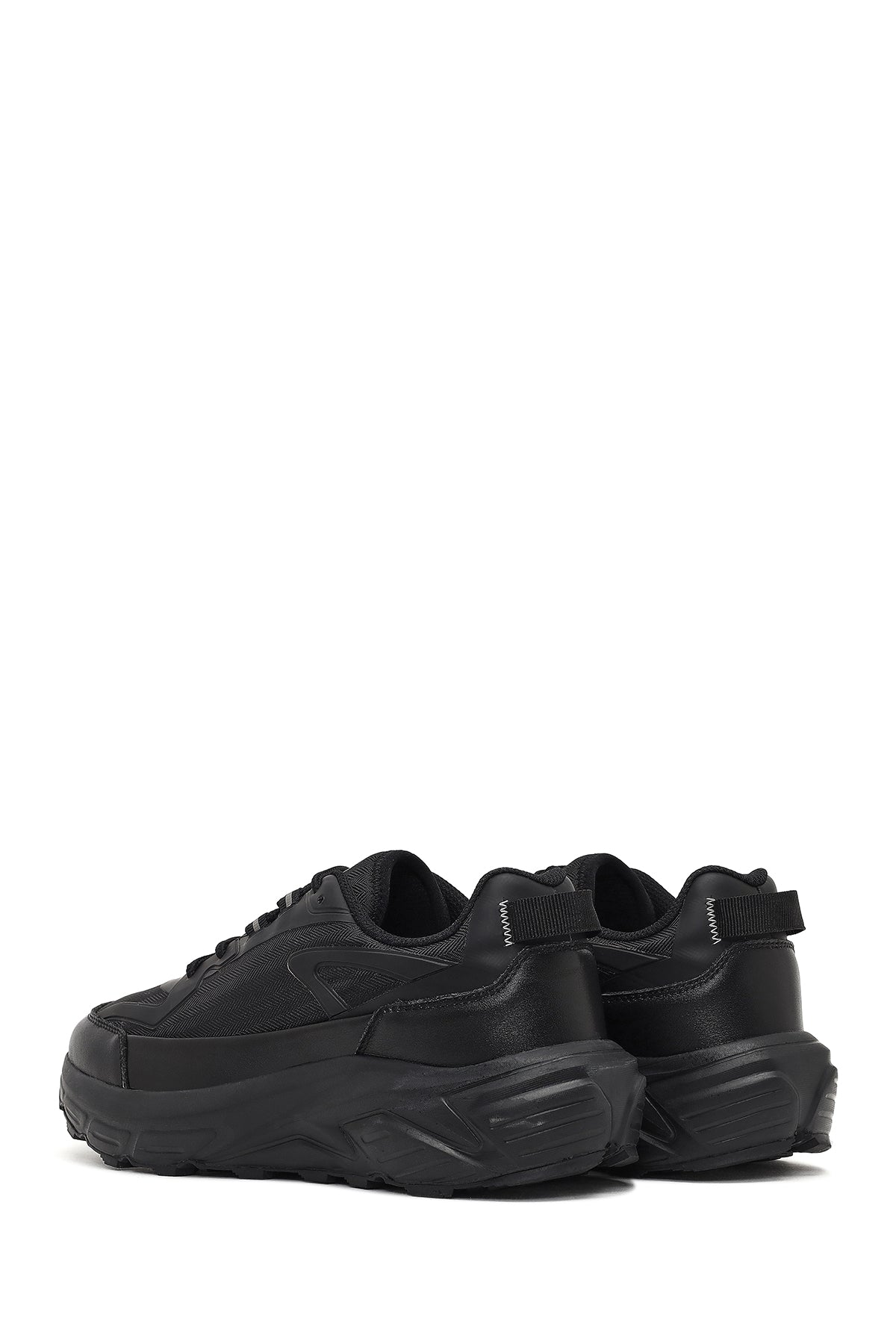 Derimod Studio Erkek Siyah Bağcıklı Kalın Tabanlı Sneaker