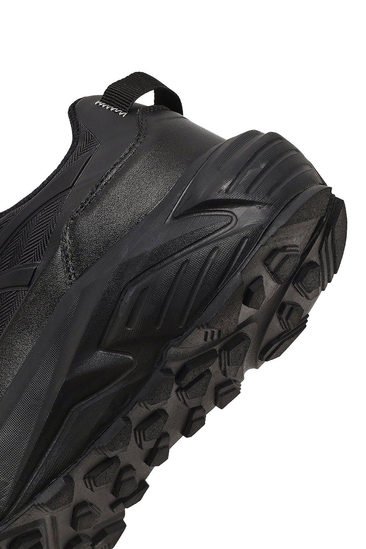 Derimod Studio Erkek Siyah Bağcıklı Kalın Tabanlı Sneaker