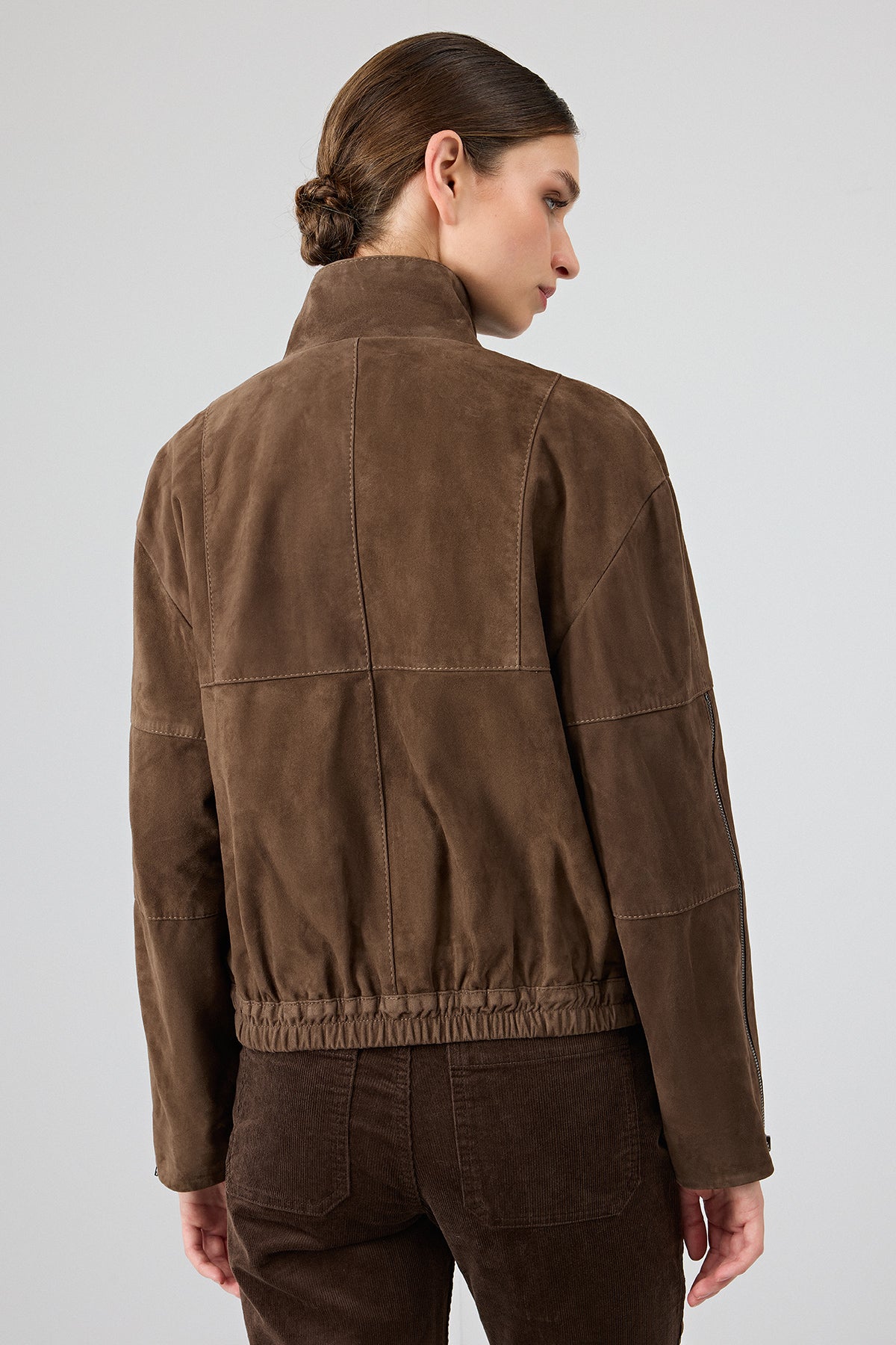 Gina Kadın Kahverengi Hakim Yaka Oversize Kısa Süet Deri Ceket