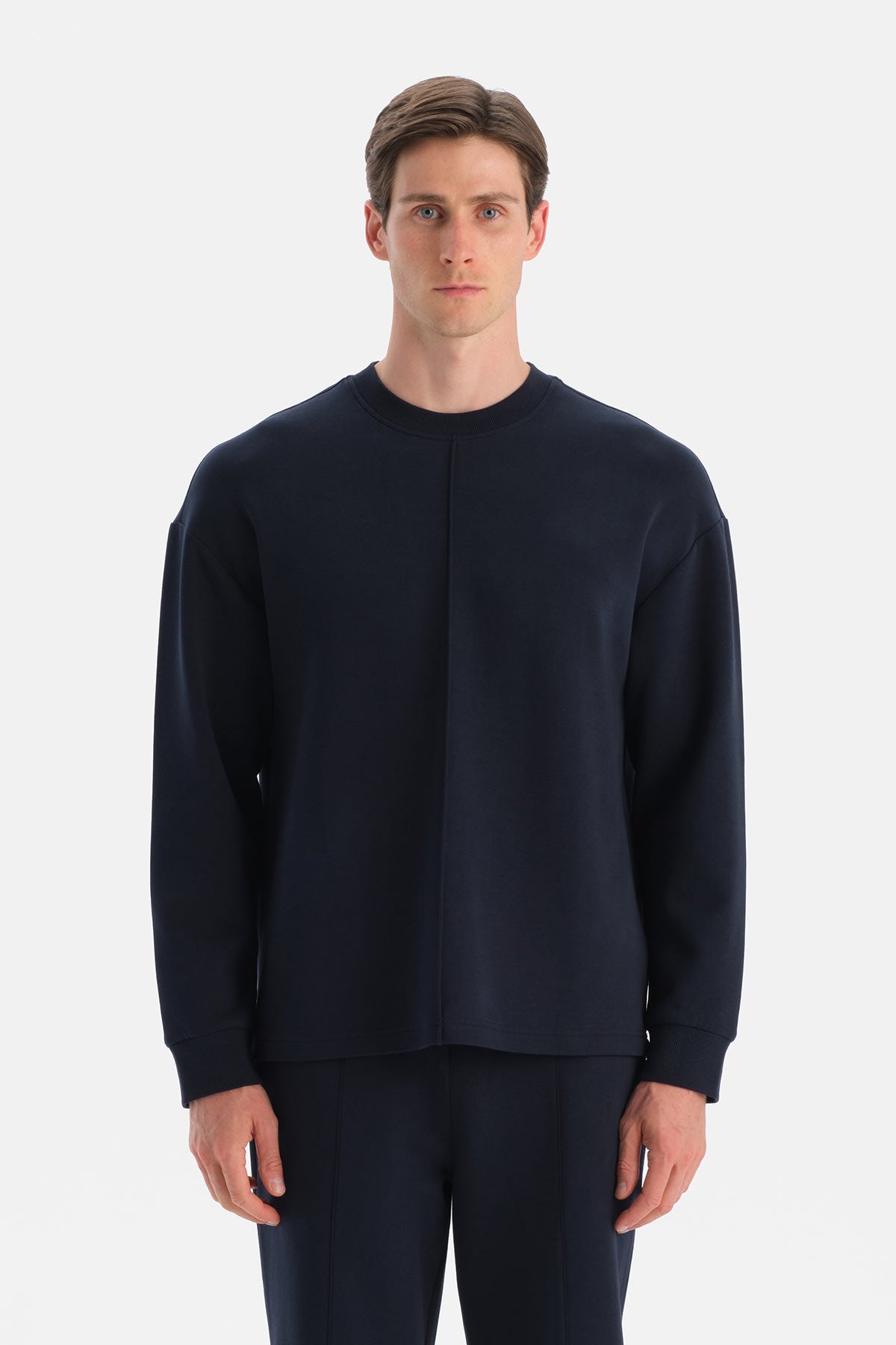 Nervür Detayli Uzun Kollu Sweatshirt