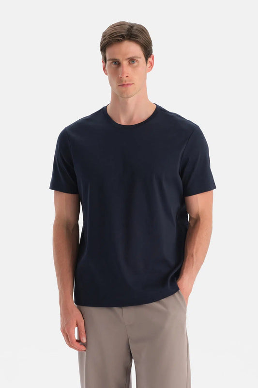 Bis Yaka Kisa Kollu Regular Tişört