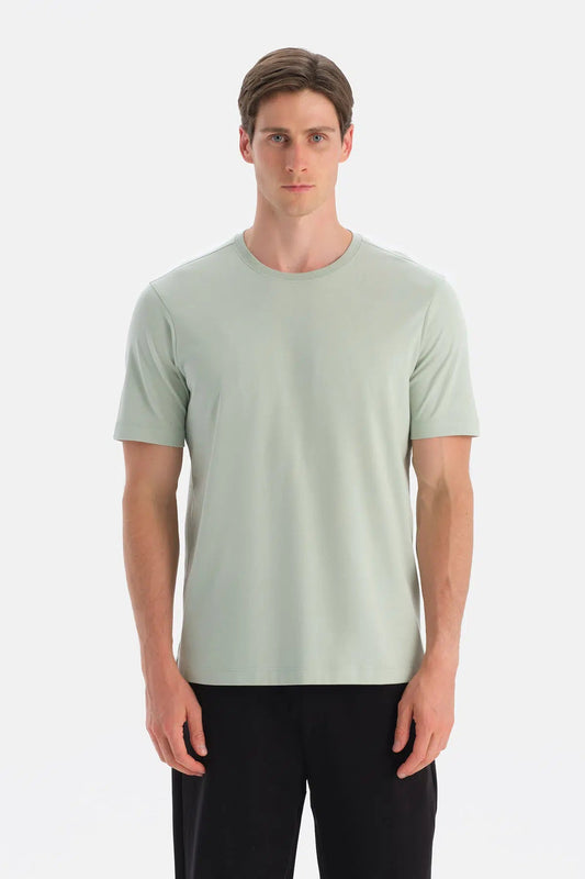 Bis Yaka Kisa Kollu Regular Tişört