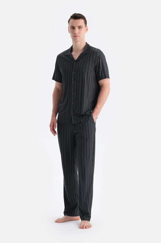 Kisa Kollu Çizgili Gömlek Pantolon Takim