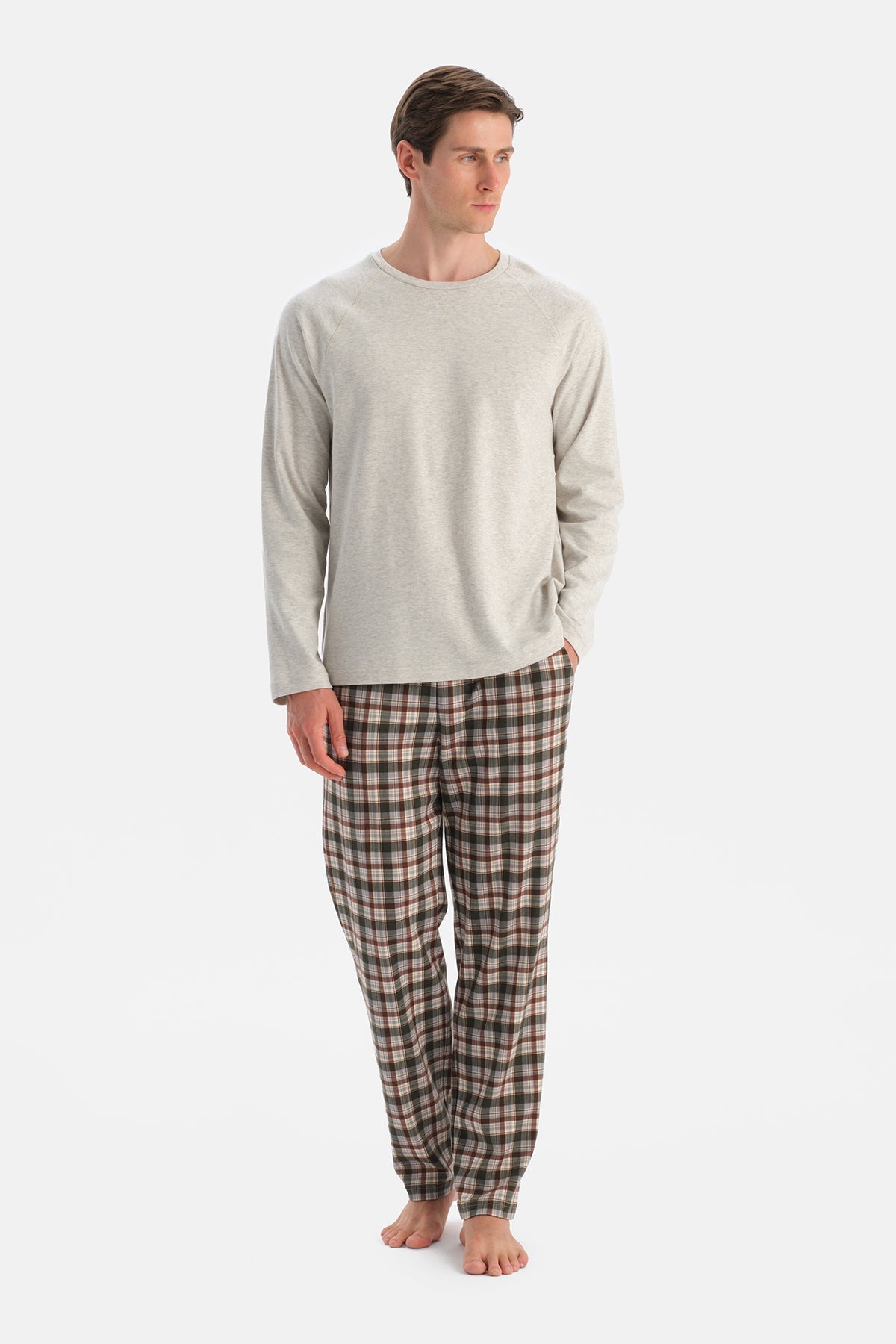 Reglan Kollu Tişört Pantolon Takim