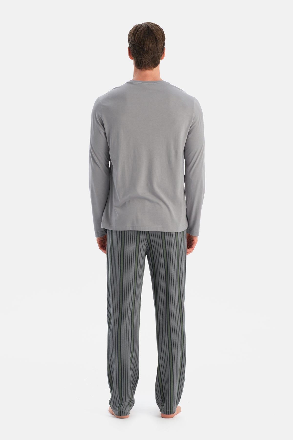 Dikiş Ve Cep Detayli Tişört Pantolon Takim