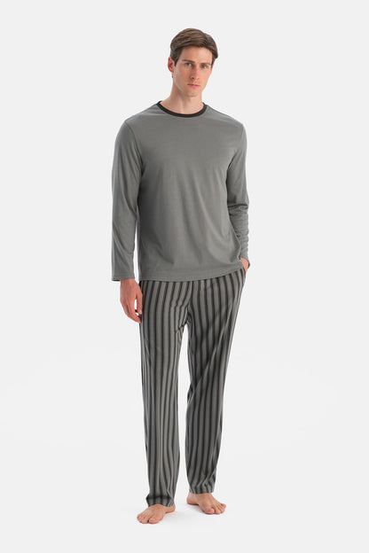 Ribanali Tişört Pantolon Takim